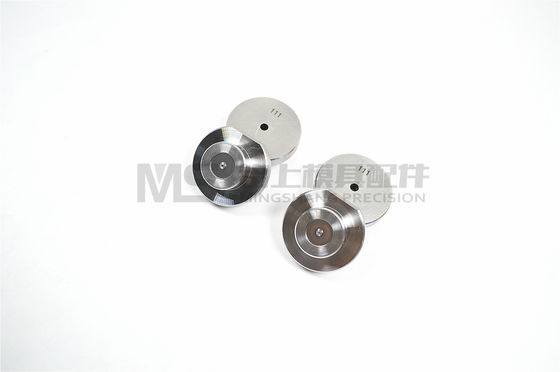 精密なソディックEDMプロセス ± ± 0.002mm 容量 カスタマイズされた模具部品