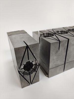 H13 (1.2344) 精密型模具コア 注射ツール用の硬化挿入物