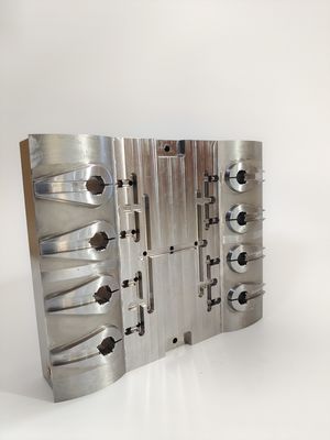 硬化された鋼筋コアプレート (P20/H13/S136)